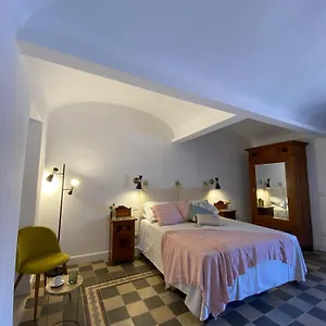  Bed & Breakfast Dimora Dei Minoriti